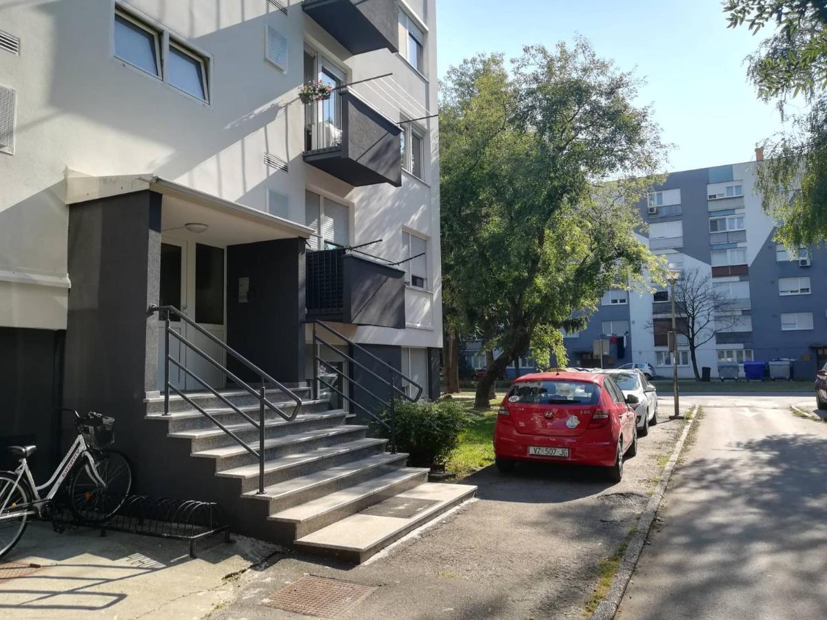 Apartman D&D*** Varaždin Buitenkant foto