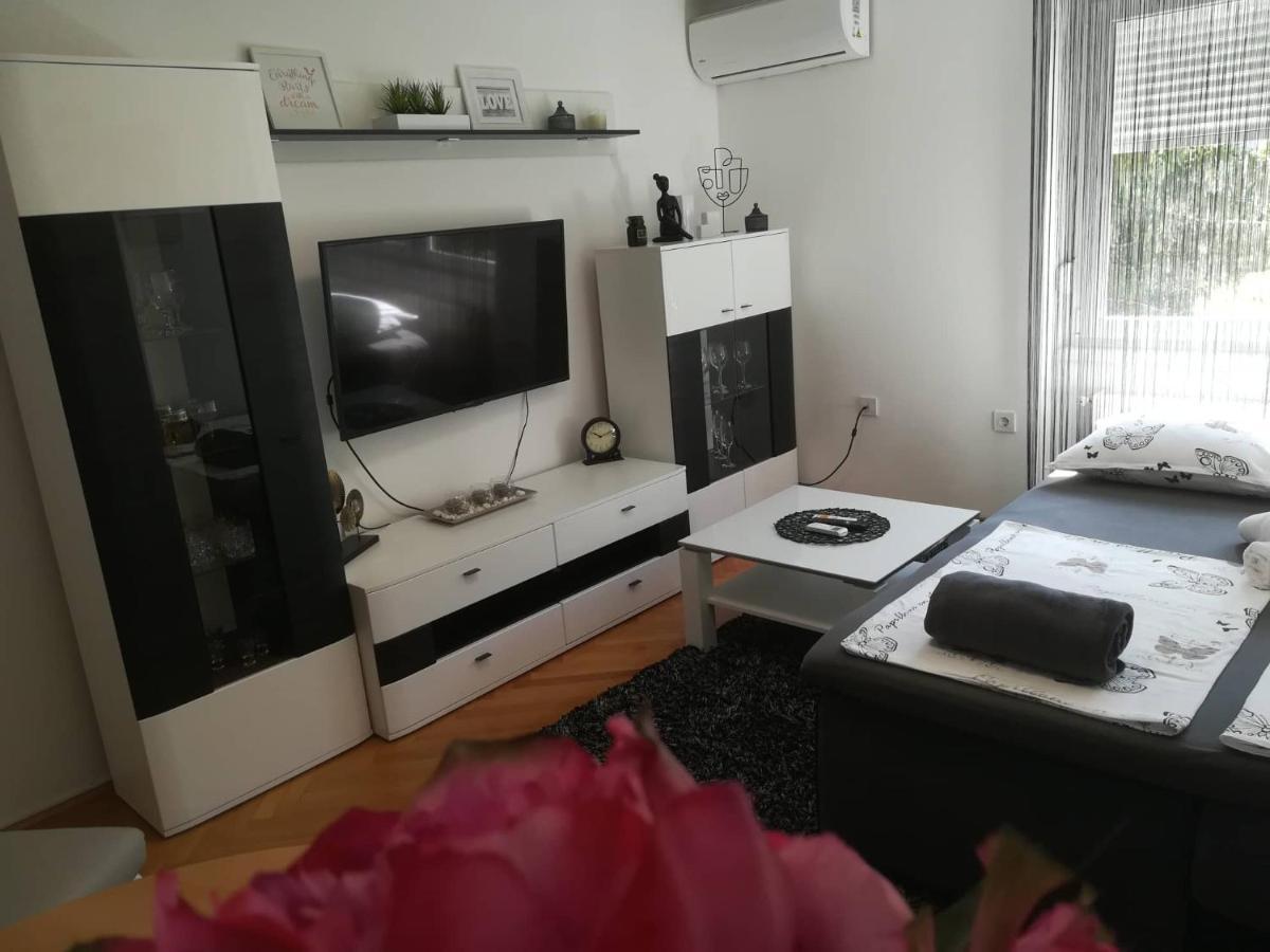 Apartman D&D*** Varaždin Buitenkant foto