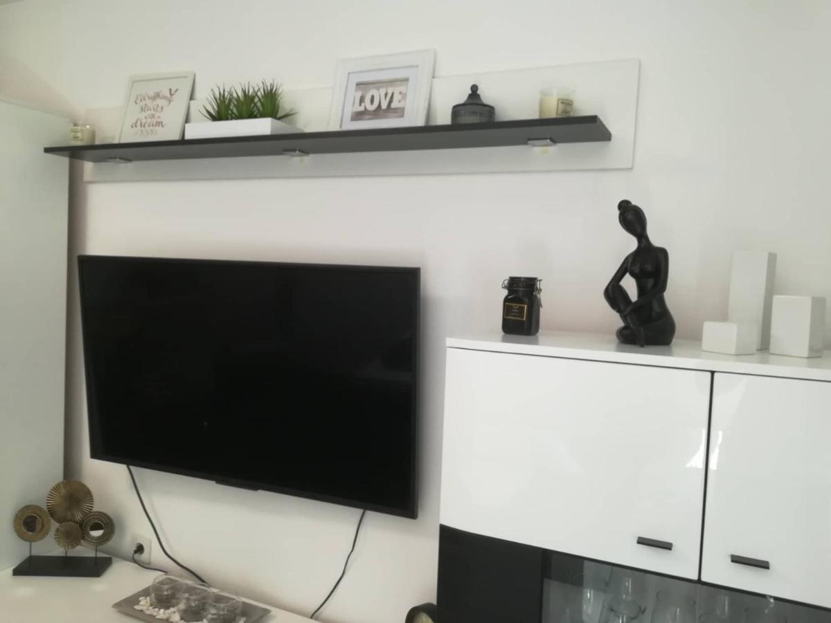 Apartman D&D*** Appartement Varaždin Buitenkant foto