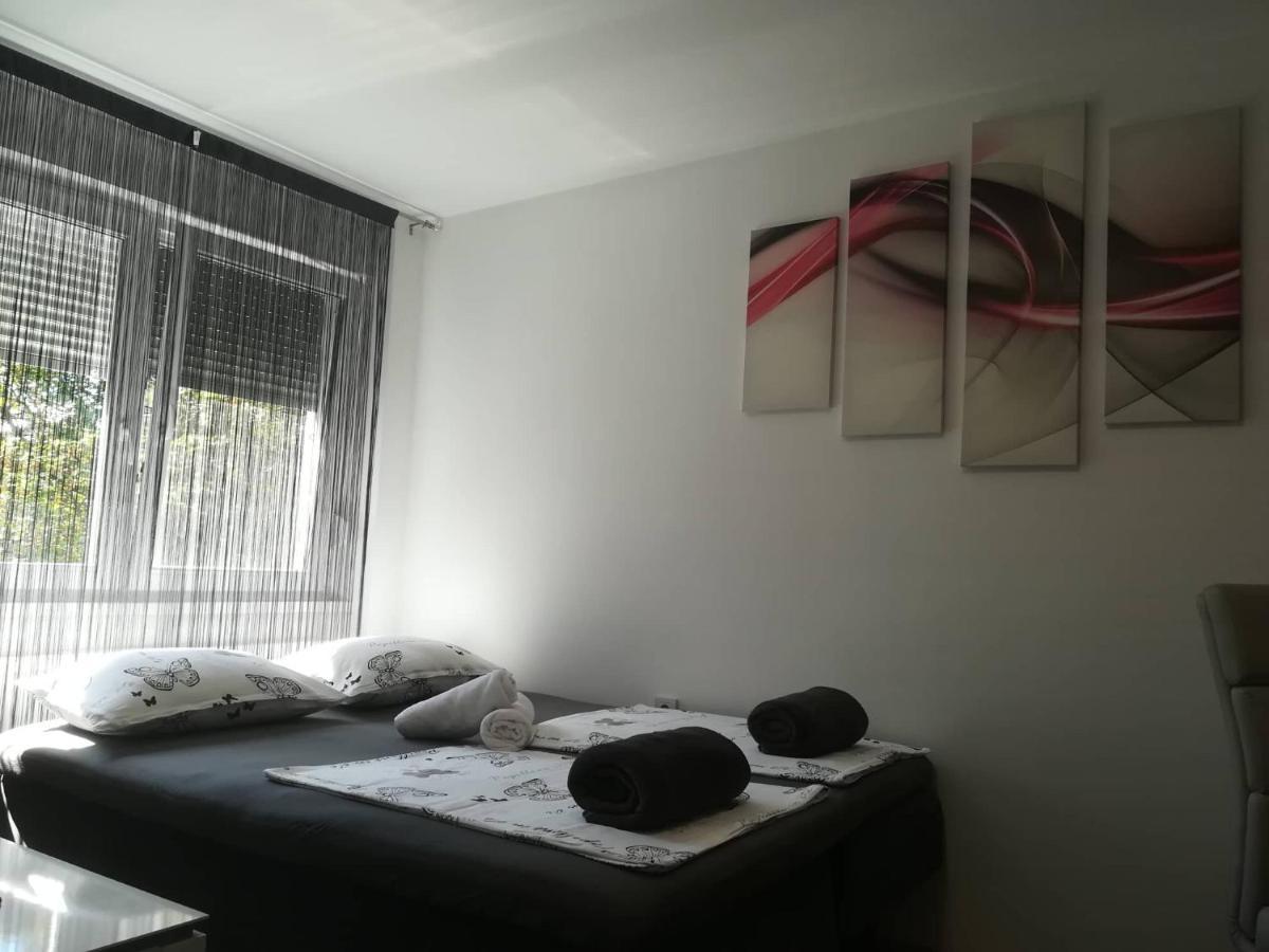 Apartman D&D*** Appartement Varaždin Buitenkant foto