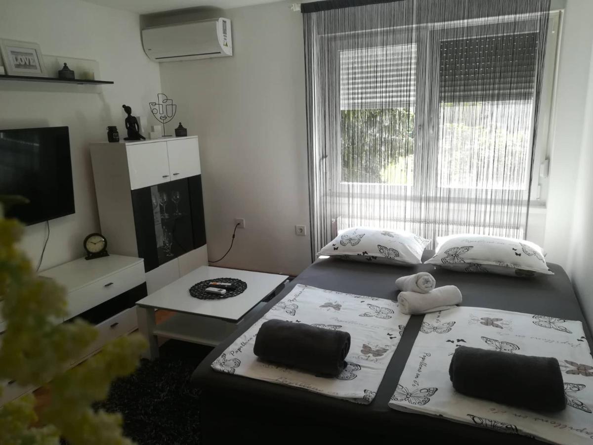 Apartman D&D*** Appartement Varaždin Buitenkant foto