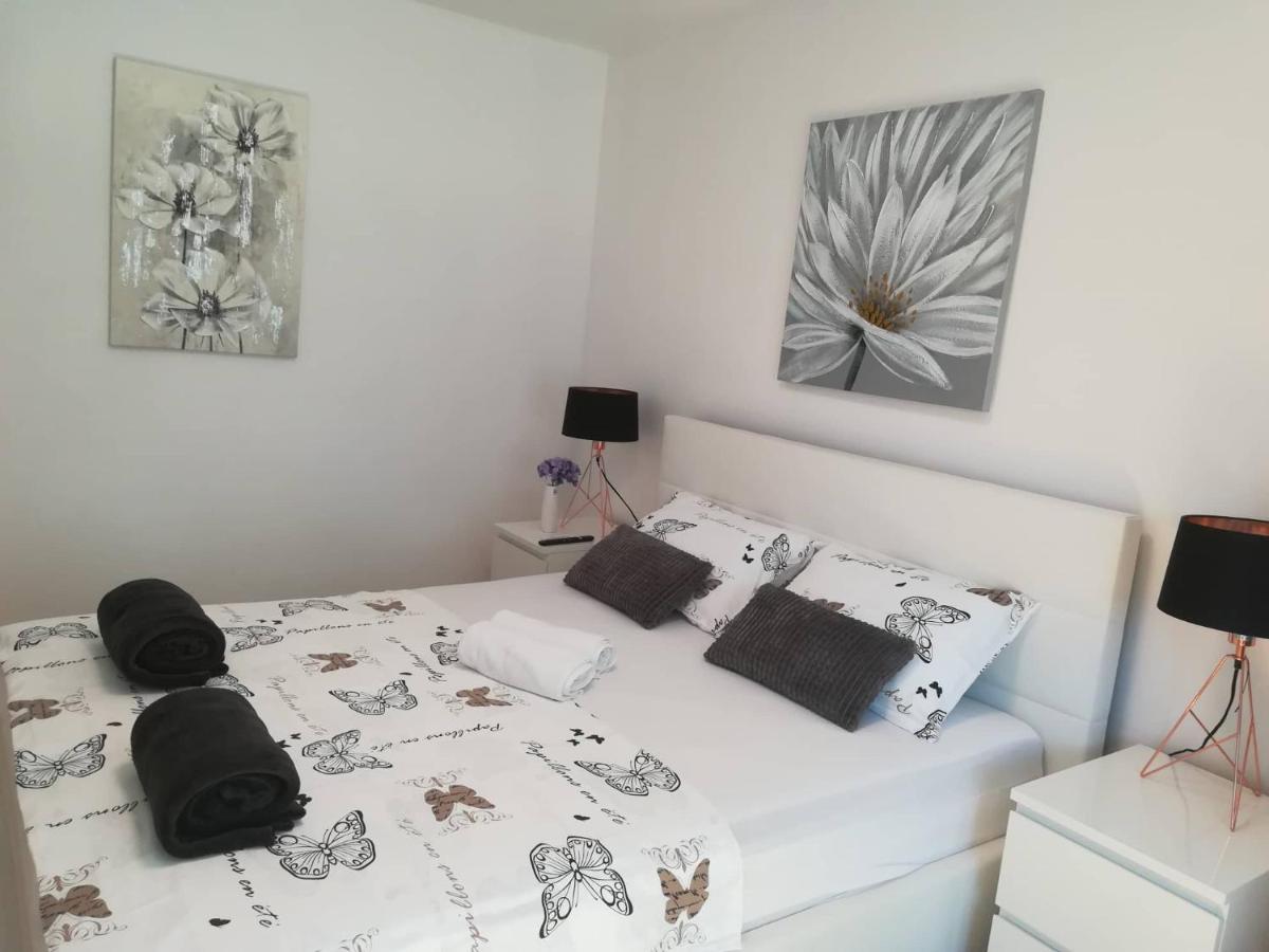 Apartman D&D*** Varaždin Buitenkant foto