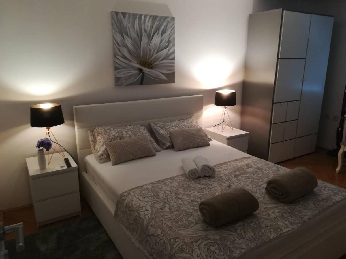 Apartman D&D*** Varaždin Buitenkant foto